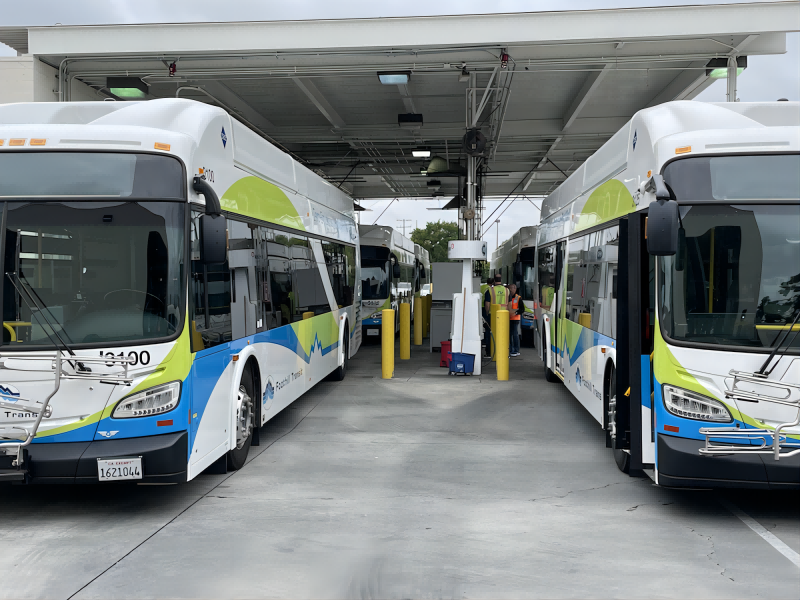حقق Foothill Transit مستوى مرتفعًا جديدًا في كفاءة إعادة التزود بالوقود: 19.1 كجم من الهيدروجين في 6.5 دقيقة