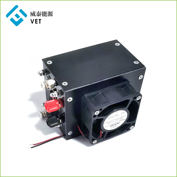 طقم خلايا وقود الهيدروجين للطائرات بدون طيار Pemfc Metal 100w نظام تكديس خلايا وقود الهيدروجين