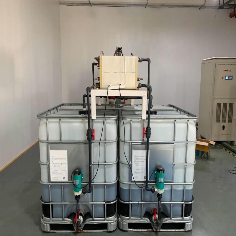 بطارية جديدة 5KW Vanadium Redox Flow